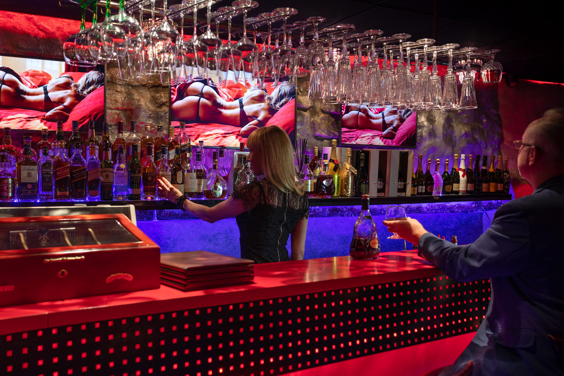 Bar - Xclub - ❤ the best strip club in Tallinn.